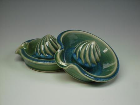 Arwyn Jones Pottery - Juice Squeezer